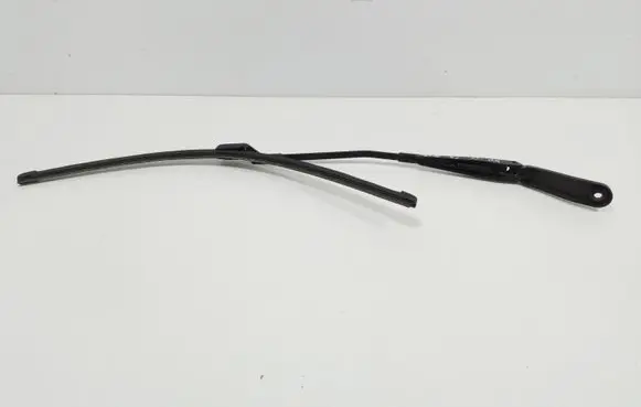 Volvo XC60 Front wiper blade arm 30753530