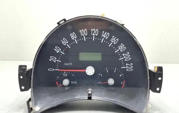 Volkswagen New Beetle Speedometer (instrument cluster) 1C0920800A