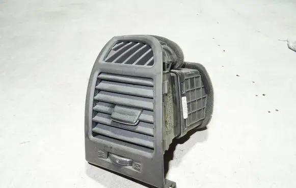 Hyundai Santa Fe Dashboard side air vent grill/cover trim 974902B900