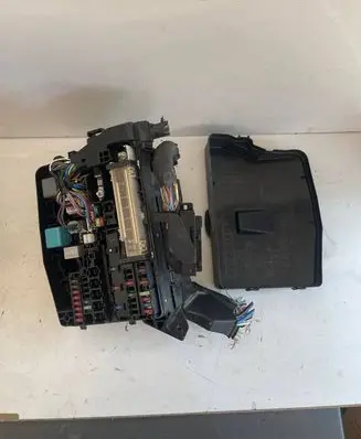 Toyota RAV 4 (XA30) Fuse box set 82662-12610