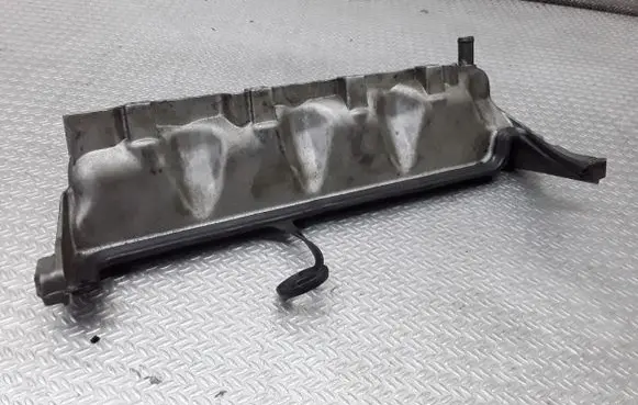 Opel Vivaro Rocker cam cover 8200290988