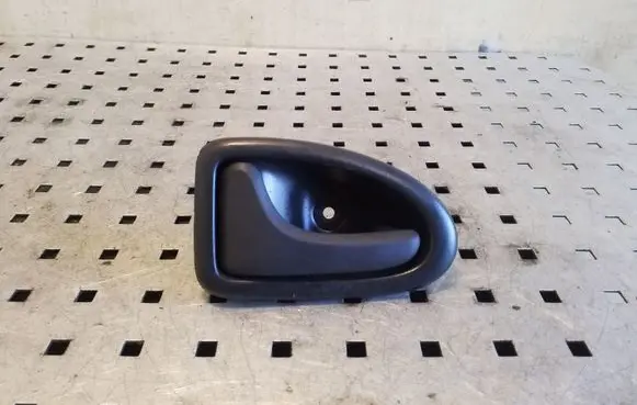 Nissan Primastar Front door interior handle 8200028994