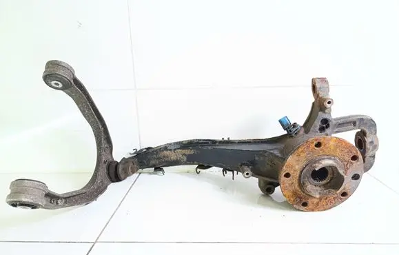 Porsche Cayenne (9PA) Front wheel hub spindle knuckle 7L0407257A 7L0407047