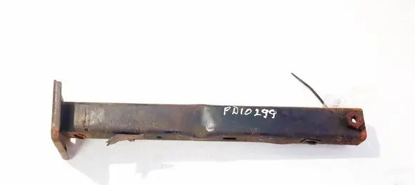 Peugeot 207 Front bumper mounting bracket