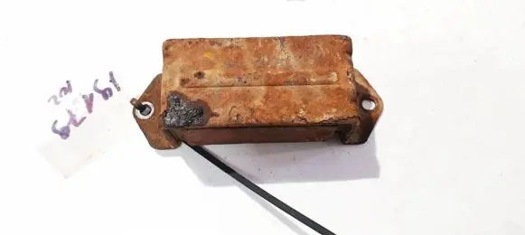 Hyundai Getz Engine mount bracket