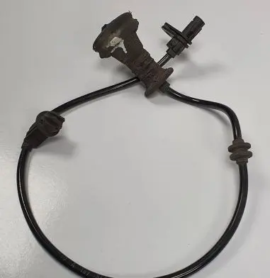 Mercedes-Benz A W169 ABS rear brake sensor A1695401517