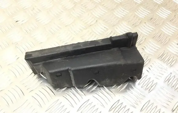 Porsche Cayenne (92A) Fender foam support/seal 7P5819531D