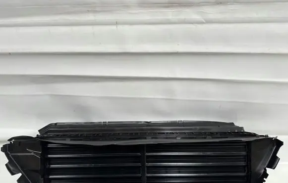 Seat Leon IV Intercooler air channel guide 5FA122321A