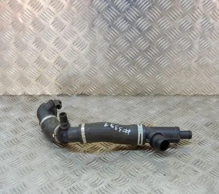 Land Rover Range Rover Sport L494 Engine coolant pipe/hose GPLA65009A