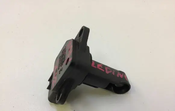 Toyota RAV 4 (XA20) Mass air flow meter 2220422010 1974002030