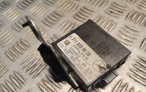 Mercedes-Benz E W211 Alarm control unit/module 2118209626