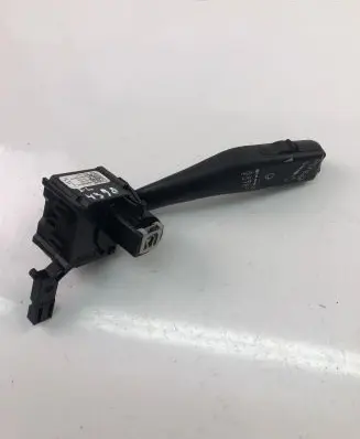 Volkswagen Golf VI Indicator stalk 1K0953519J