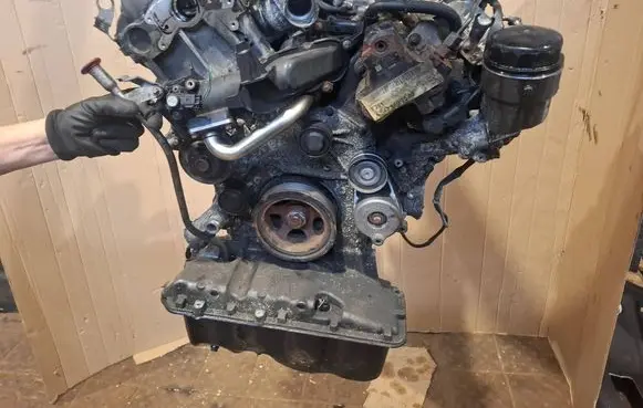 Mercedes-Benz R W251 Engine 642 64295