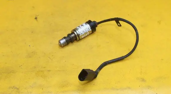 Porsche Cayenne (9PA) Crankshaft position sensor 7SEU16C
