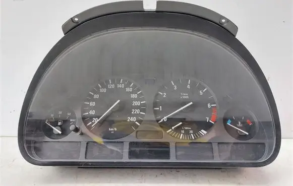 BMW 5 E39 Speedometer (instrument cluster) 8372354