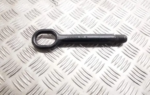 Audi Q3 8U Towing hook eye 4H0805615