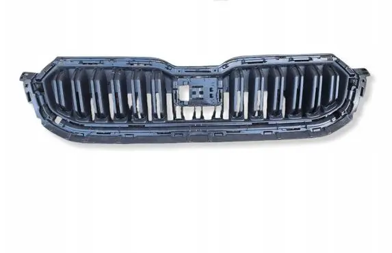 Skoda Kamiq Front bumper upper radiator grill 658853653C
