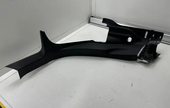 Tesla Model S (C) pillar trim 100253400G