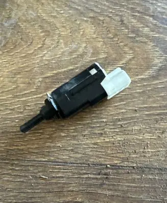 Renault Master III Brake pedal sensor switch 253205115r