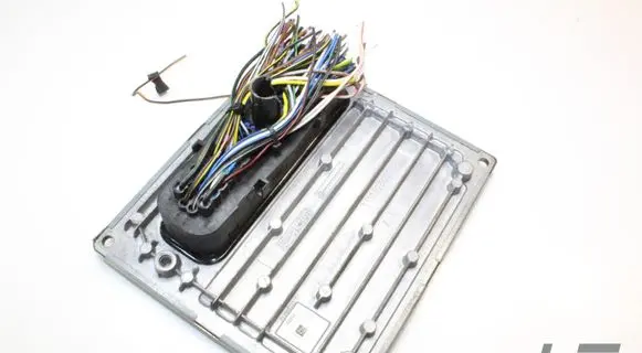 Ford Ka Engine control unit/module 6S5112A650BB
