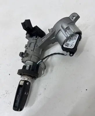 Opel Astra J Ignition lock 20939745 10500311817