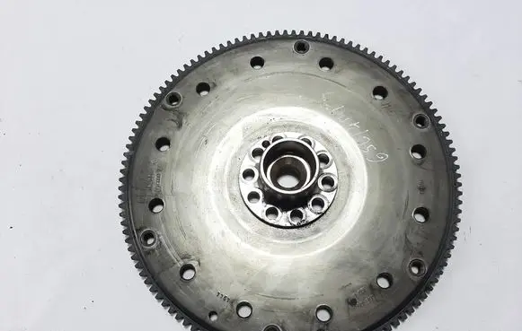 Audi A6 Allroad C7 Flywheel 06E105323T