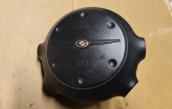 Chrysler PT Cruiser Steering wheel airbag P0WG26XDVAD