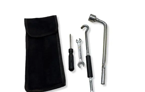 Hyundai Tucson JM Tool set 