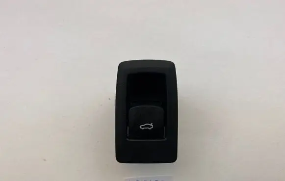 BMW 2 F44 Tailgate opening switch 7948786 9C47011 9949764