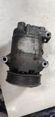 Renault Scenic II - Grand scenic II Air conditioning (A/C) compressor (pump)