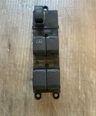 Nissan Qashqai+2 Electric window control switch 25401JD00B 1408