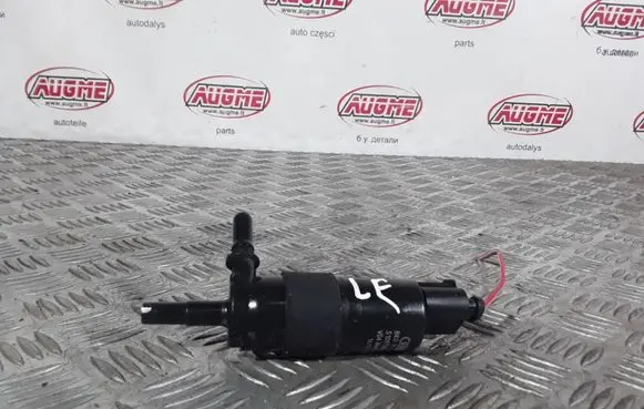 Audi A4 S4 B8 8K Headlight washer pump 8K0955681