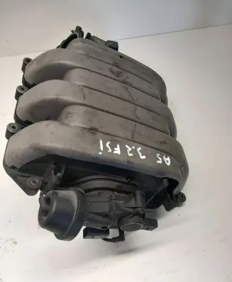 Audi A5 8T 8F Intake manifold 06E133210