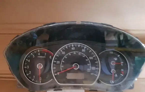 Suzuki SX4 Speedometer (instrument cluster) 3411079J10