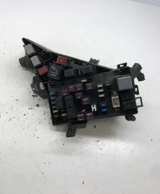 BMW 5 E60 E61 Fuse module