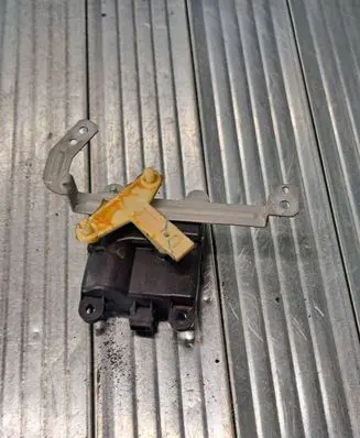 Nissan Primera Air flap motor/actuator 3T05030820 040514