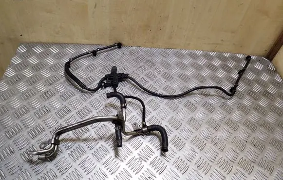Mercedes-Benz CLS C219 Fuel return line/hose 