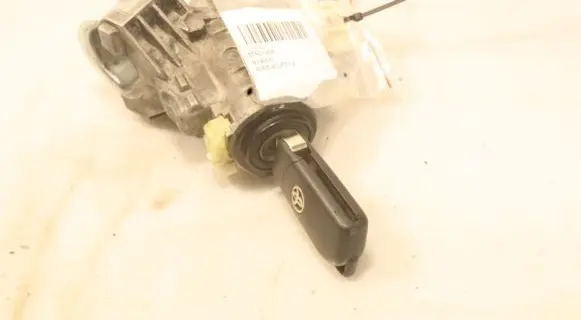 Toyota Yaris Ignition lock