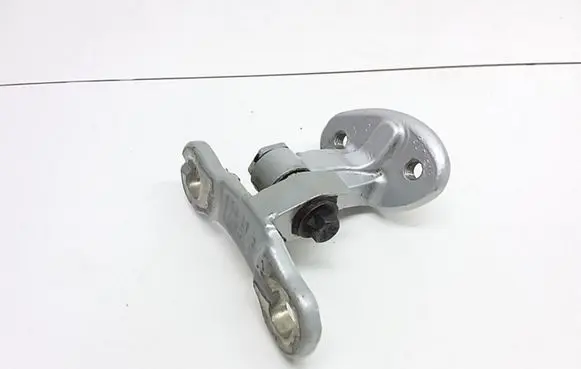 Volvo V50 Rear door lower hinge 30715360
