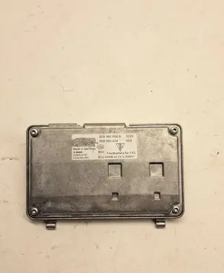 Porsche Macan (95B) Windshield/windscreen camera 95B980654B