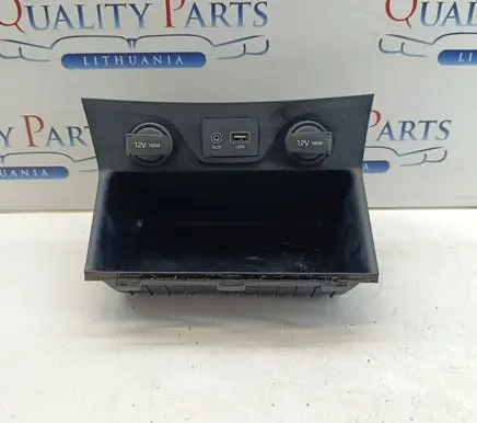 Hyundai Tucson TL Glove box central console 84631D7500