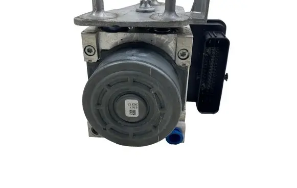 Mercedes-Benz C W205 ABS Pump A2539011400