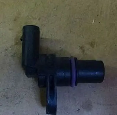 Audi A1 Camshaft position sensor 04C907601K