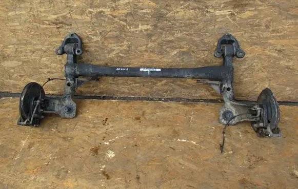 Opel Meriva B Rear axle beam with reductor 