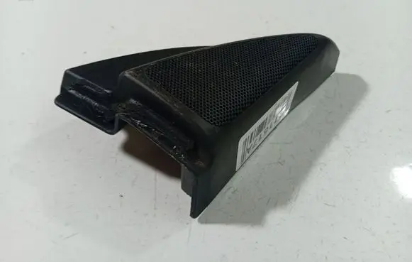 Toyota Avensis T250 Side speaker trim/cover 6749105060D
