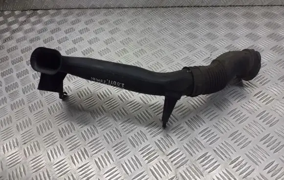 Opel Zafira A Air intake hose/pipe 9202936FK