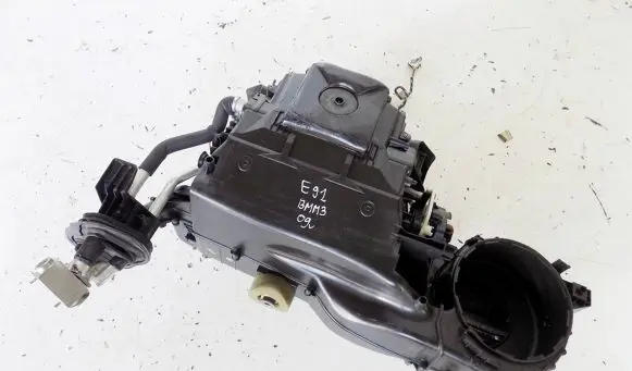 BMW 3 E90 E91 Interior heater climate box assembly 