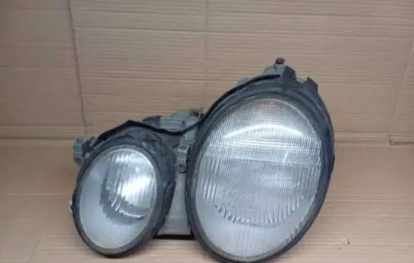 Mercedes-Benz CLK A208 C208 Headlight/headlamp 2088000175 020880011
