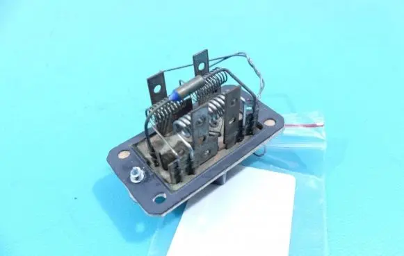 Mazda Tribute Heater blower motor/fan resistor F4ZH-19A706-AB IMPRK1327978