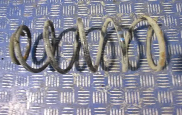 Skoda Octavia Mk2 (1Z) Front coil spring